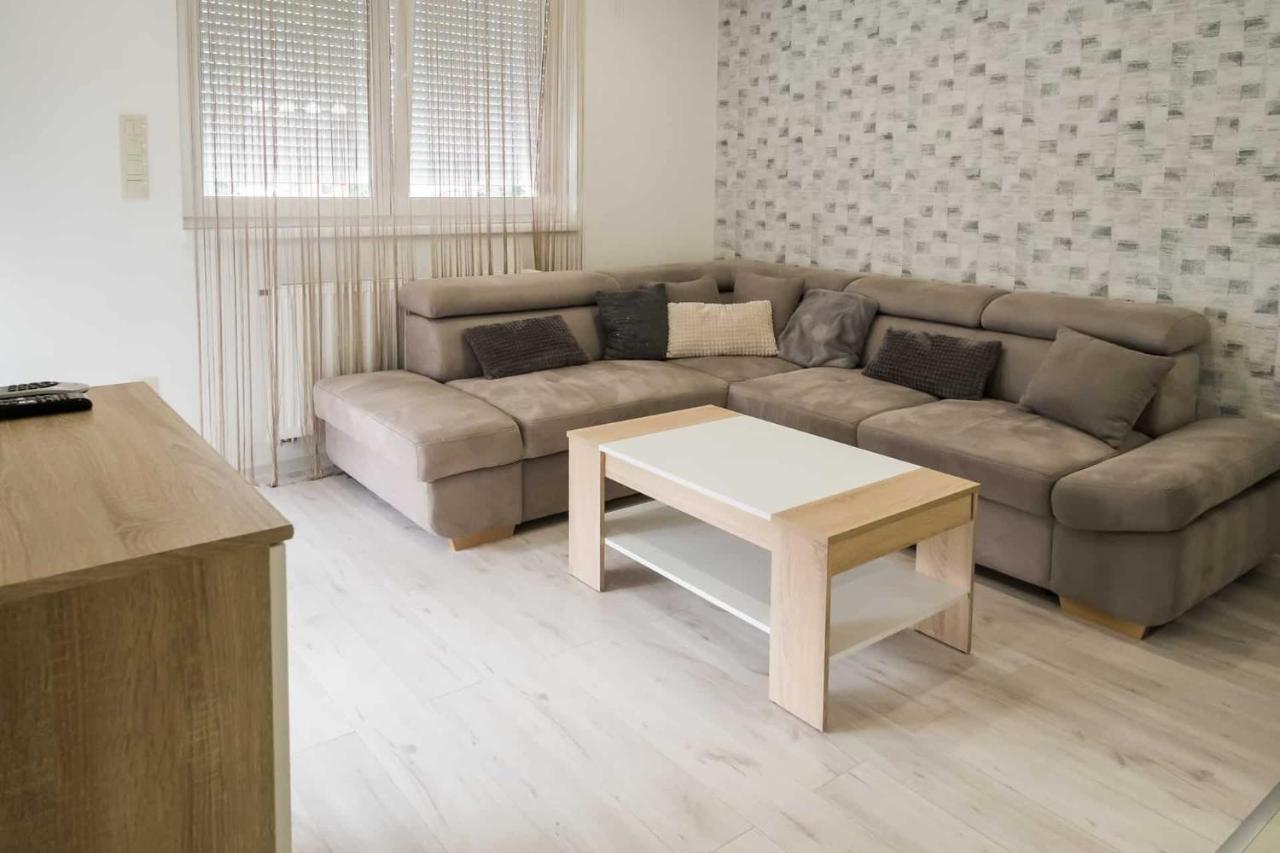 Devai-Lux Apartman Sárvár מראה חיצוני תמונה